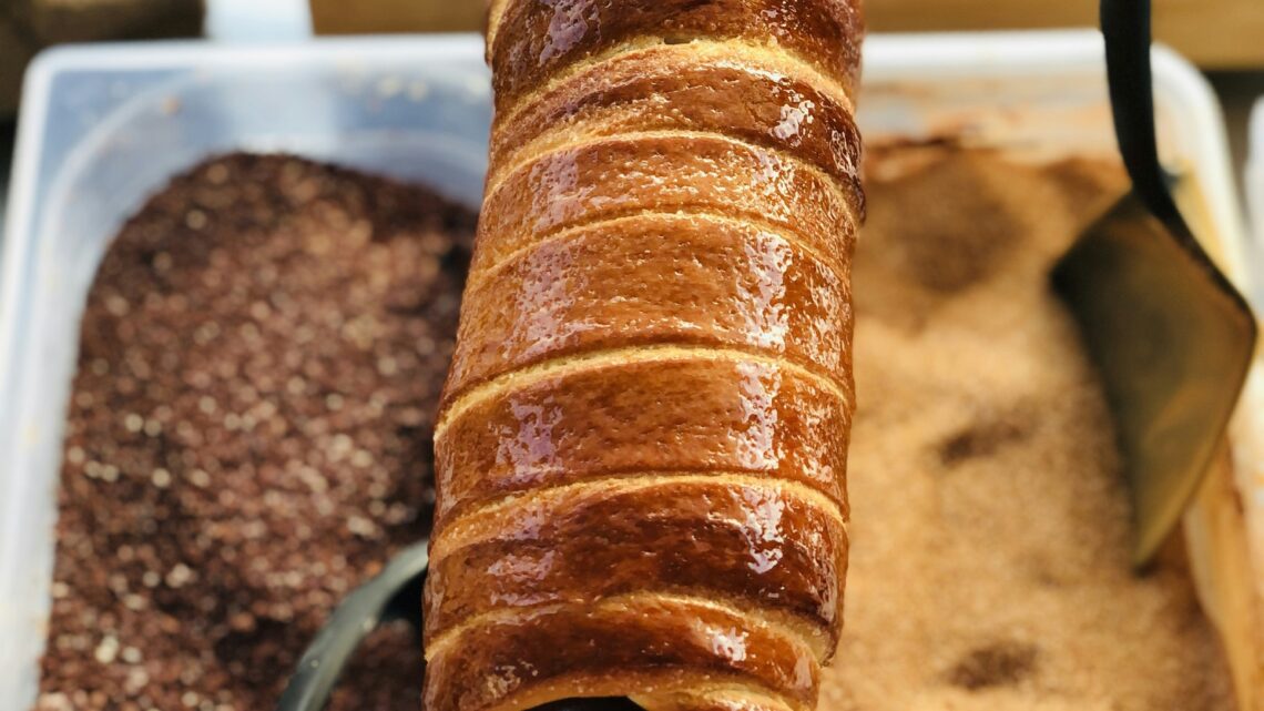 Praktisches Backen erleben und die Kunst des Kürtőskalács entdecken